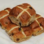 Iceland 6 Hot Cross Buns